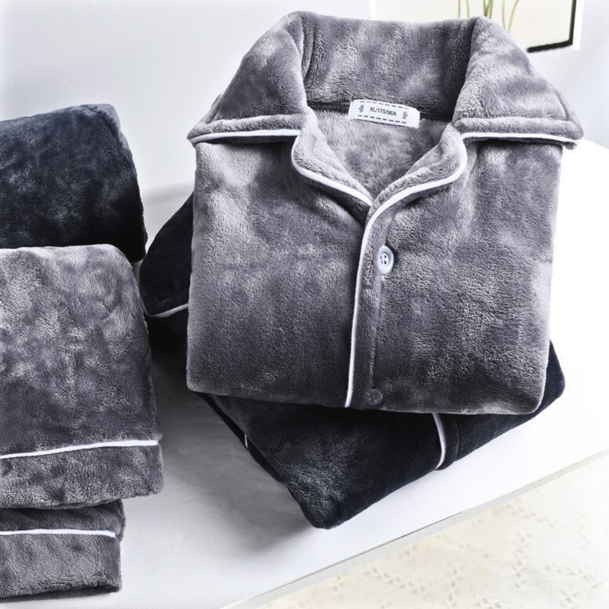 Emma | Cozy Fleece Pajama Set for Women - Best Pajamas for Ultimate Comfort 3