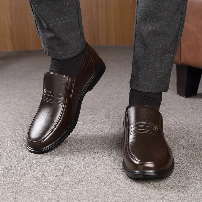 Liam | Stylish Men's Penny Loafers for Everyday Comfort and Versatility 7