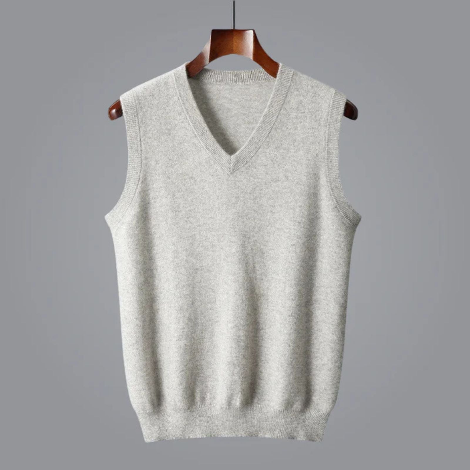 Liam | Stylish Men's Vest for Layering, Casual Looks, and Warmth 7